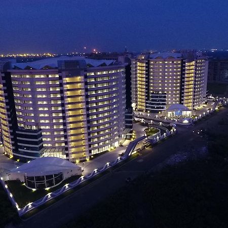 Rajhans Belliza Service Apartment スーラト エクステリア 写真