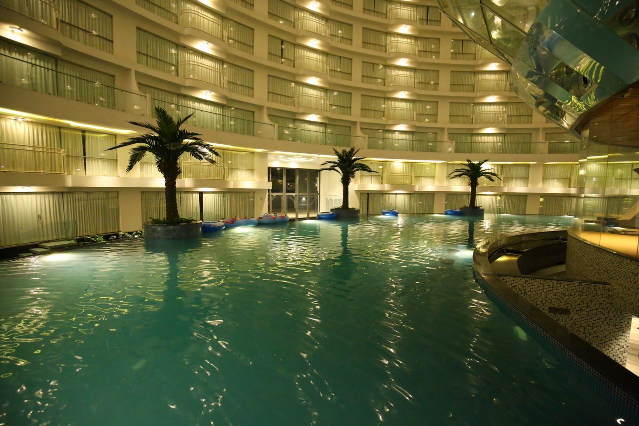 Rajhans Belliza Service Apartment スーラト エクステリア 写真