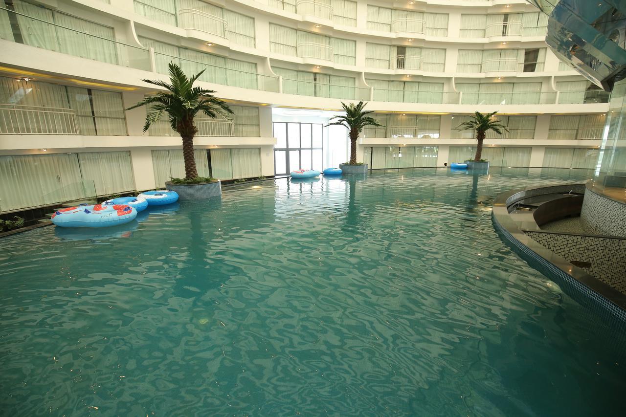 Rajhans Belliza Service Apartment スーラト エクステリア 写真
